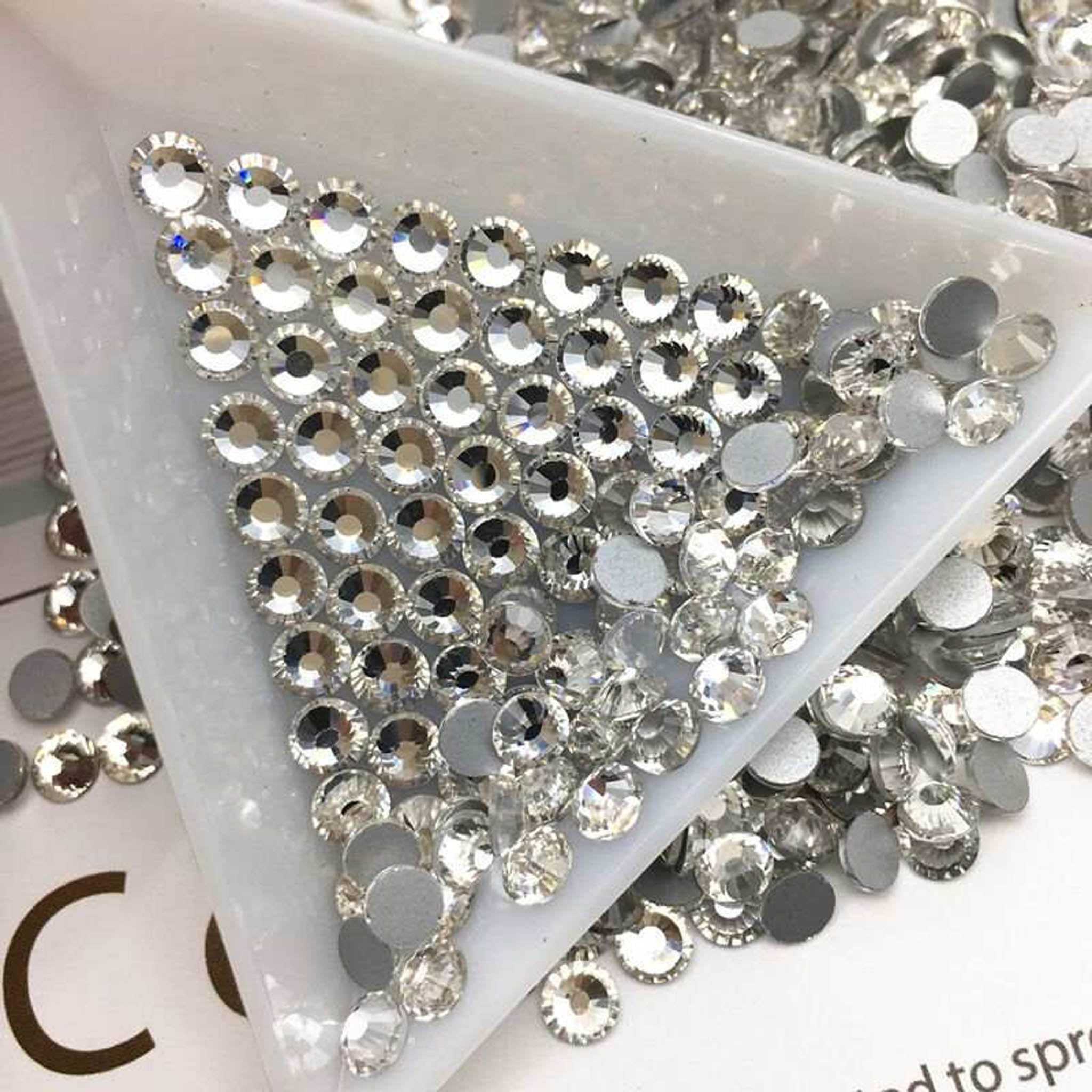 Glass Flat-Back Rhinestones